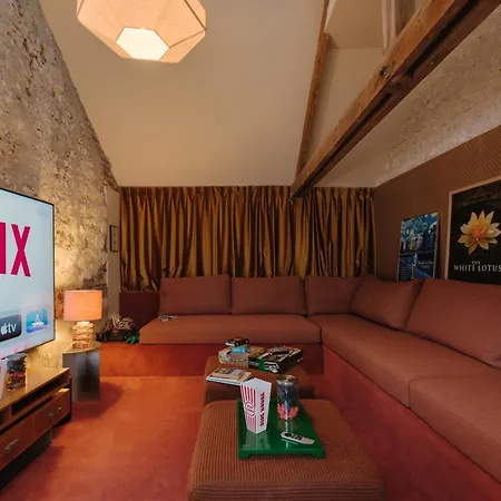 Maison Luxe Bord De Seine Avec Piscine & Services * Muids