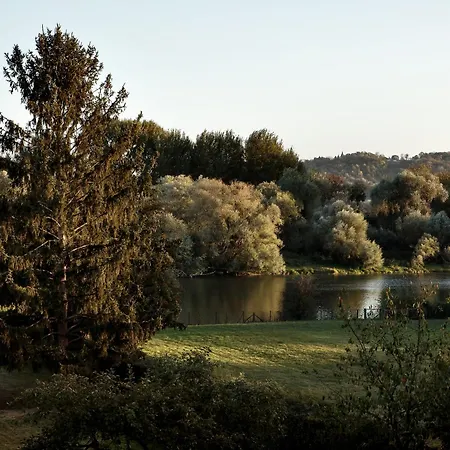 Villa Riverside With Pool In Normandy