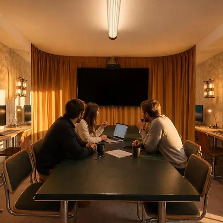 Hotel Maison Luxe Bord De Seine Avec Piscine & Services Muids