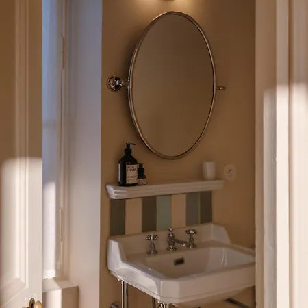 Hotel Maison Luxe Bord De Seine Avec Piscine & Services Muids