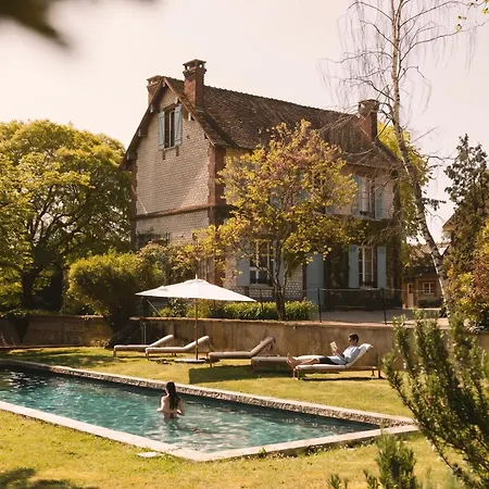 Hotel Maison Luxe Bord De Seine Avec Piscine & Services Muids