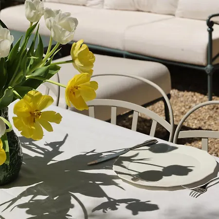 Hotel Maison Luxe Bord De Seine Avec Piscine & Services *