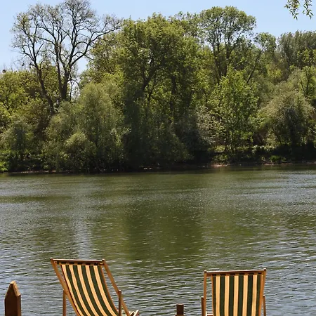 Maison Luxe Bord De Seine Avec Piscine & Services Hotel *