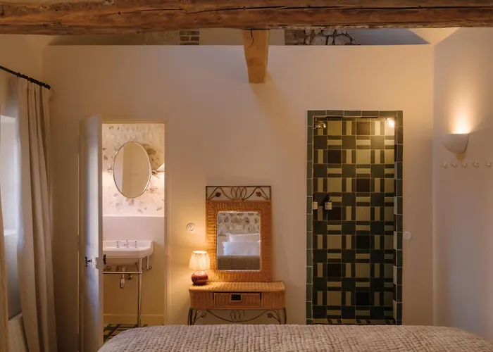 Villa Riverside With Pool In Normandy Muids